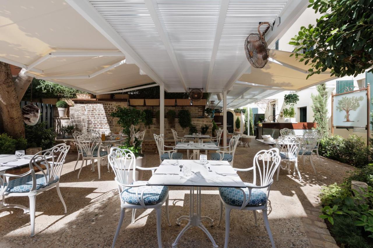 Acanthus Blue Corfu  Bagian luar foto